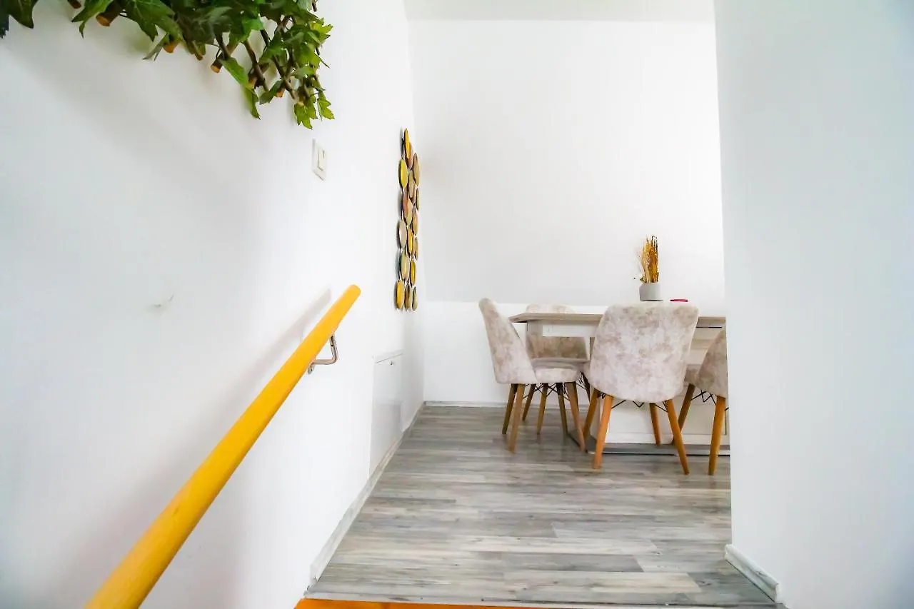 Private Triple Bedroom In Shared Apartment Dw171-4 Vienna