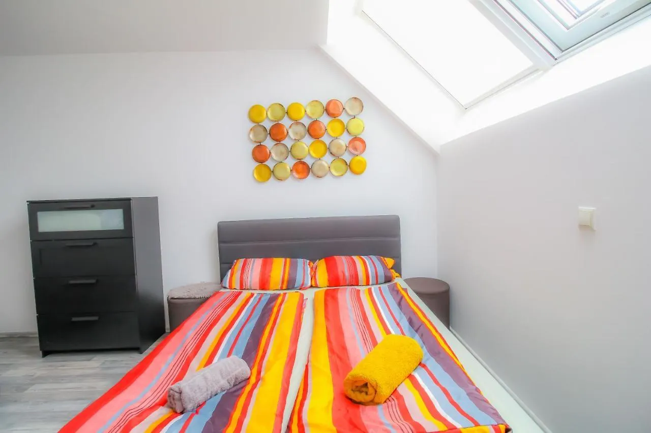 Private Triple Bedroom In Shared Apartment Dw171-4 Wien