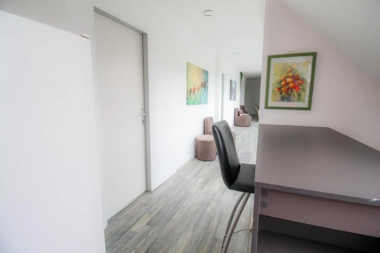 Private Triple Bedroom In Shared Apartment Dw171-4 Wien